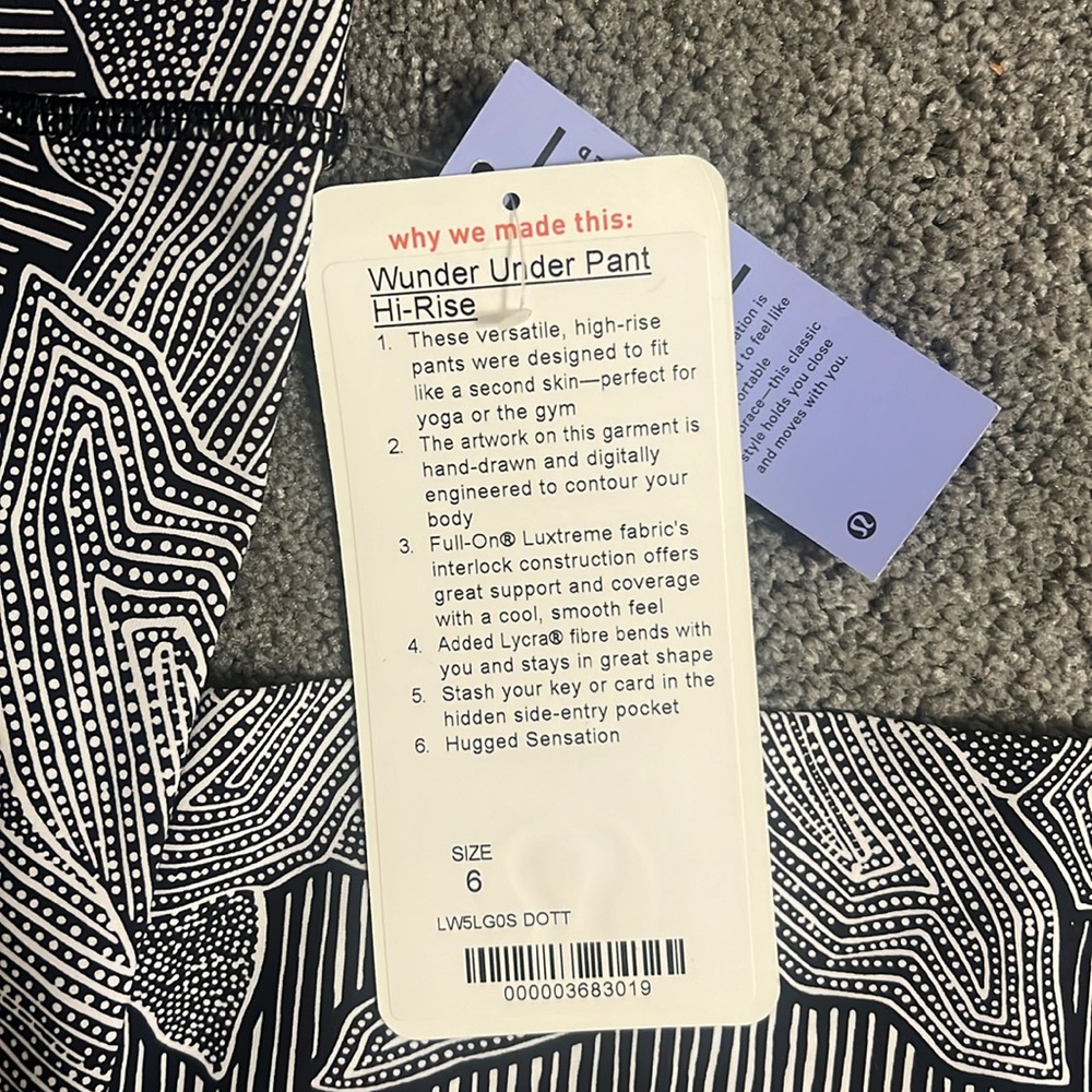 Lululemon Wunder Under Pant (Hi-Rise)
Dottie Tribe White Black - Picture 3 of 6